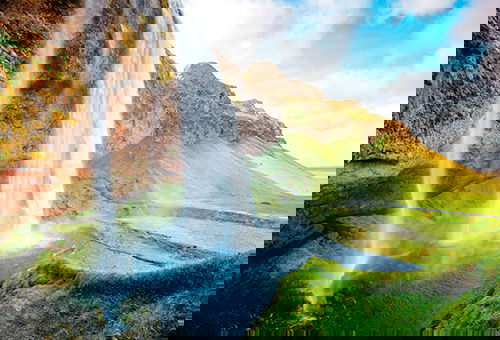 2c92808a7740a33301774322b8a52b54