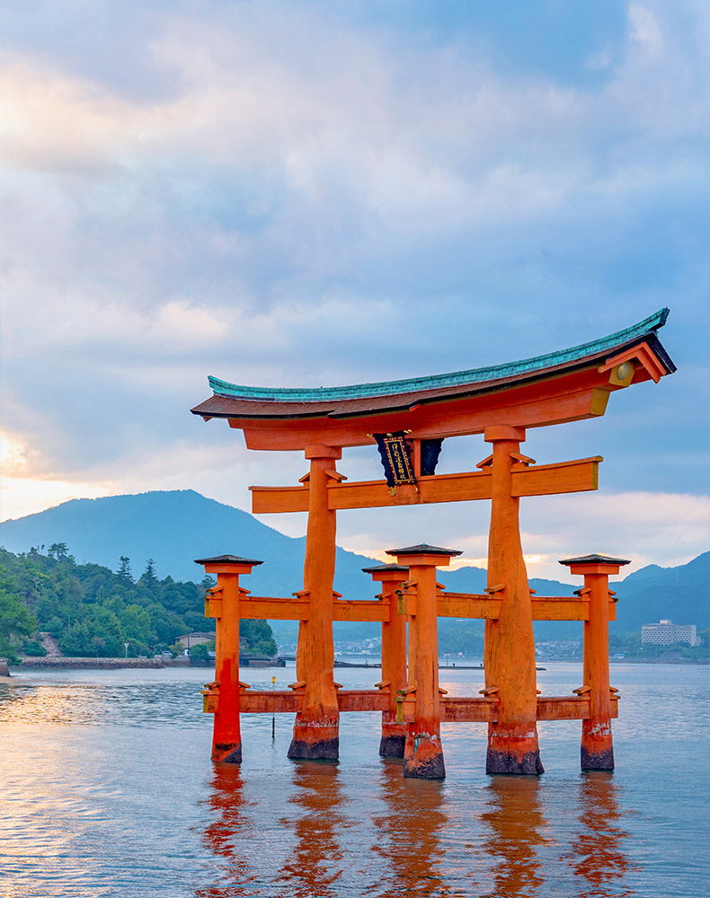 Thái Lan: Sự Tĩnh Lặng & Truyền Thống